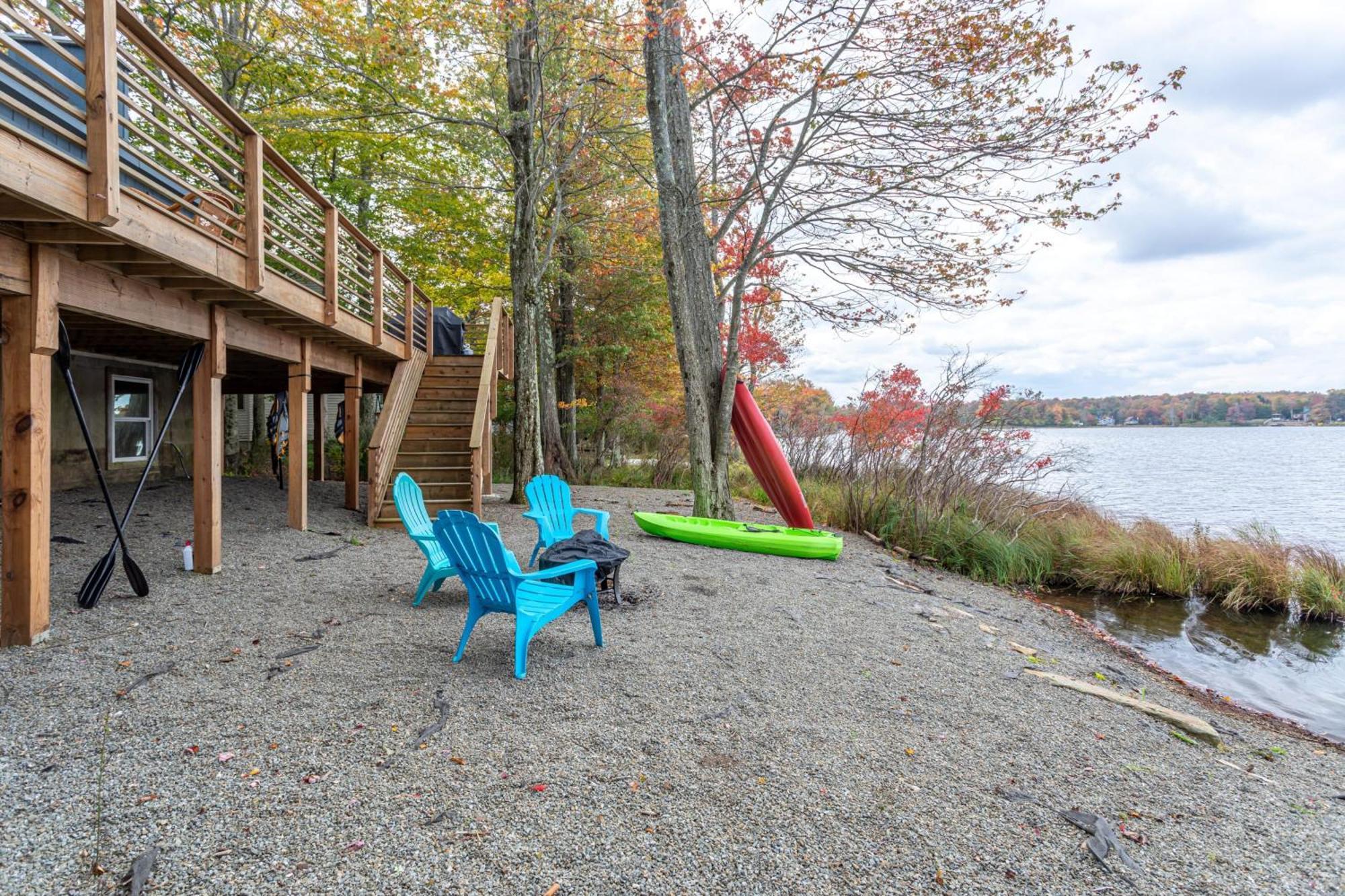 Tranquil Shores Waterfront Fire Pit Hammock Holiday home Tobyhanna